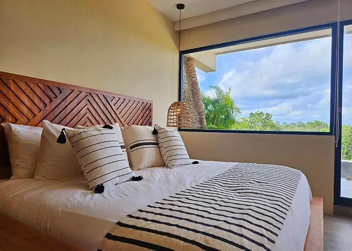 Ph Balcony With Jacuzzi, Gym & Pool Appartement *
